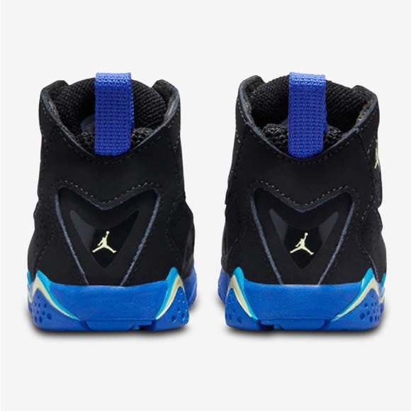 NWT Jordan True Flight Toddler Sneaker Size 4C Black and Royal Blue - Picture 3 of 16